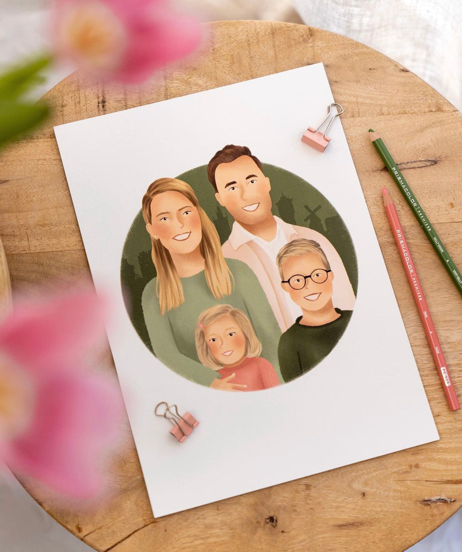 Gepersonaliseerde illustratie van een gezin van vier in portretstijl, een betekenisvol cadeau voor familiegelegenheden.